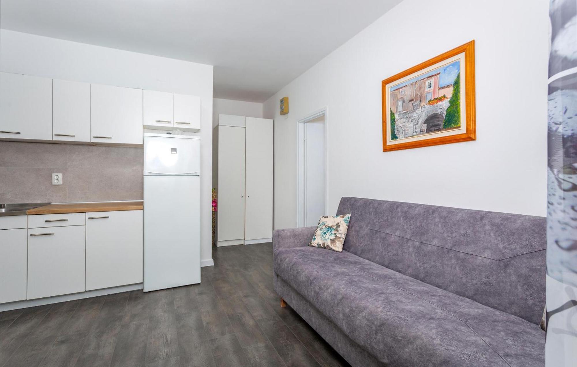Stunning Apartment In Krk With Kitchen Krk Town Exteriér fotografie