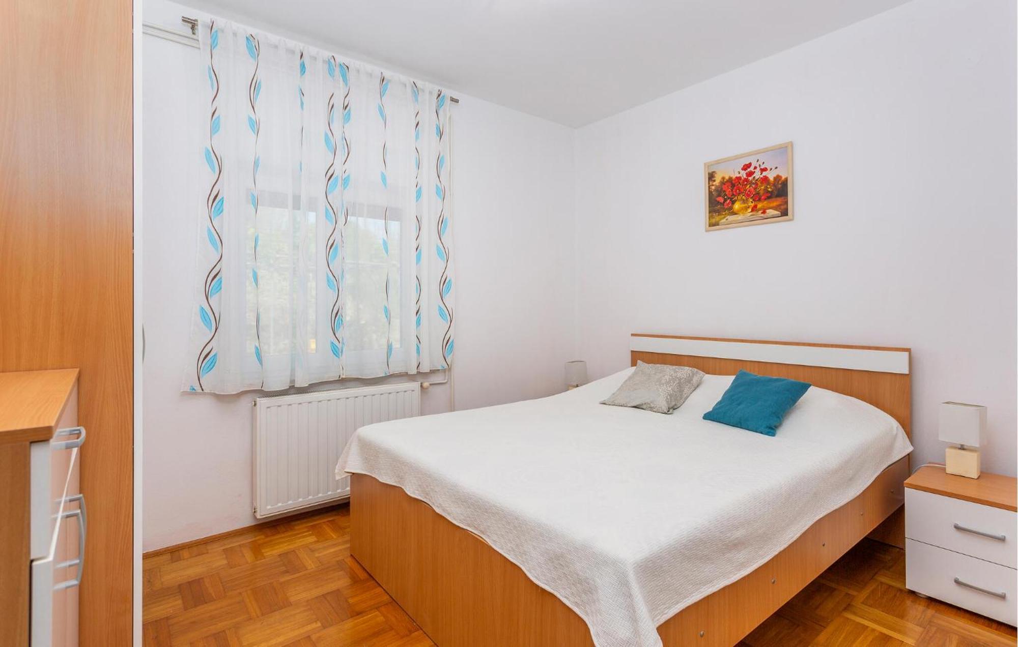 Stunning Apartment In Krk With Kitchen Krk Town Exteriér fotografie